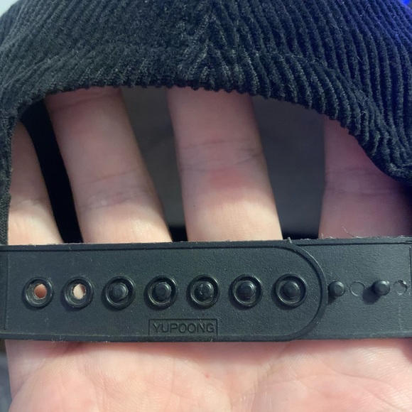 Vintage Batman Embroidered Logo Corduroy Snapback - Picture 6 of 6